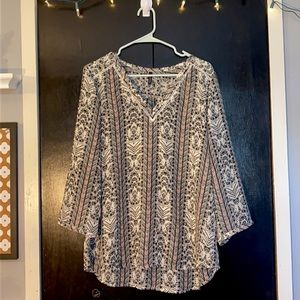 XL Maurices Patterned Blouse